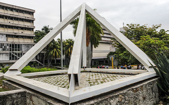 SOLICITUD DE MATRÍCULA POR LA VÍA CONCURSO PARA CURSO 2025-2026