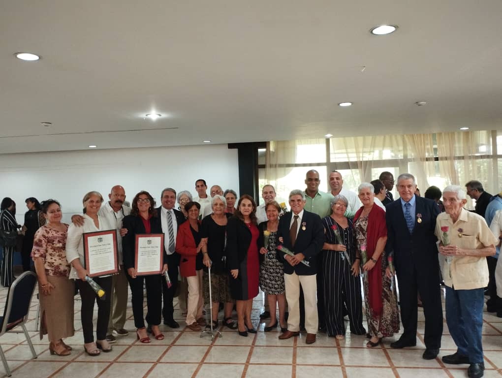 Reconocimiento a investigadores de nuestra Universidad con la Orden Carlos J. Finlay